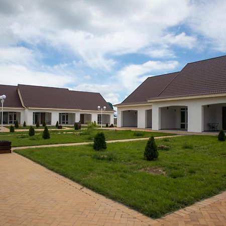 База Відпочинку "Сонячна" Primorskoye Extérieur photo